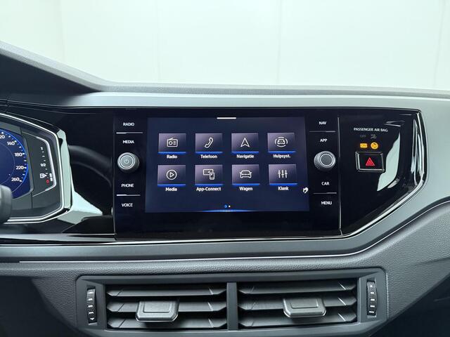 Volkswagen POLO 1.0 TSI R-Line | 115 PK | Automaat | IQ.LIGHT matrix LED koplampen | Achteruitrijcamera | R-Line | Stoelverwarming |