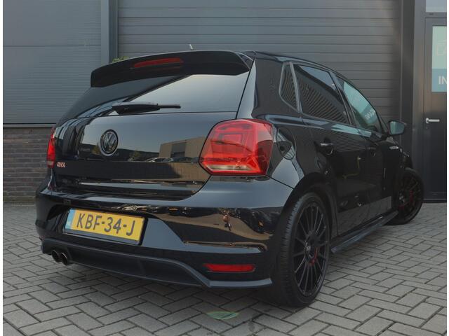 Volkswagen POLO 1.8 TSI GTI | OZ Racing velgen | Navigatie | Stoelverwarming