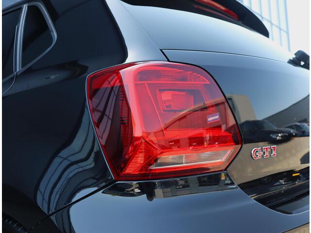 Volkswagen POLO 1.8 TSI GTI | OZ Racing velgen | Navigatie | Stoelverwarming