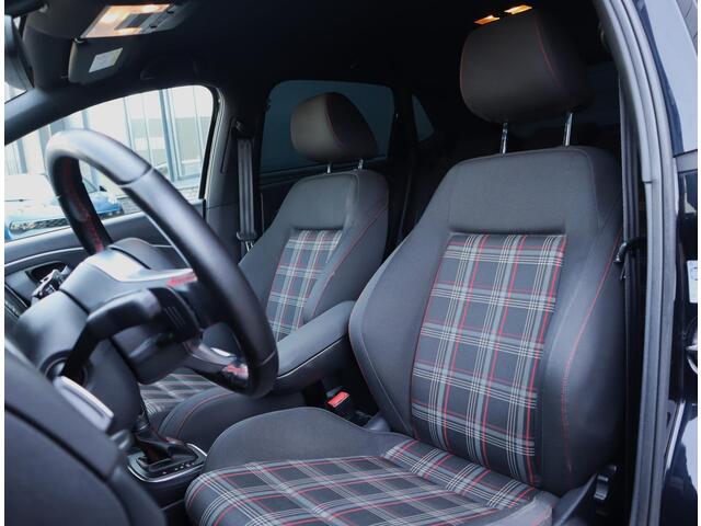 Volkswagen POLO 1.8 TSI GTI | OZ Racing velgen | Navigatie | Stoelverwarming