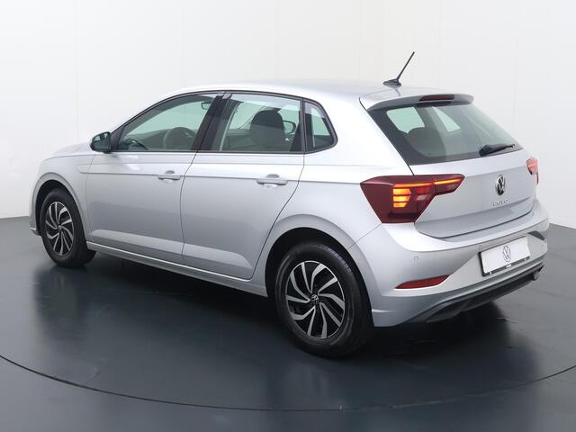 Volkswagen POLO 1.0 TSI Go | 95 PK | Adaptive cruise control | Parkeersensoren | Apple Carplay/Android Auto | Spiegels elektrisch inklapbaar |