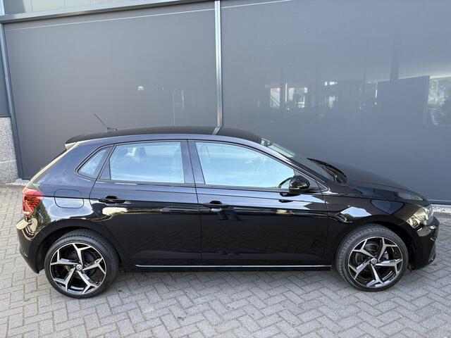 Volkswagen POLO 1.0 TSI Comfortline Airco - Navigatie - Cruise control - Bluetooth - Licht metalen velgen 17 inch - Elektrische ramen - Mistlampen - Radio - Stuur multifunctioneel - - Start/stop systeem - Led verlichting