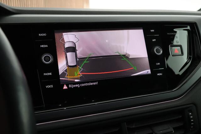 Volkswagen POLO 1.0 TSI 95pk 2x R-Line Climate Control ACC Camera Stoelverwarming Keyless Navigatie