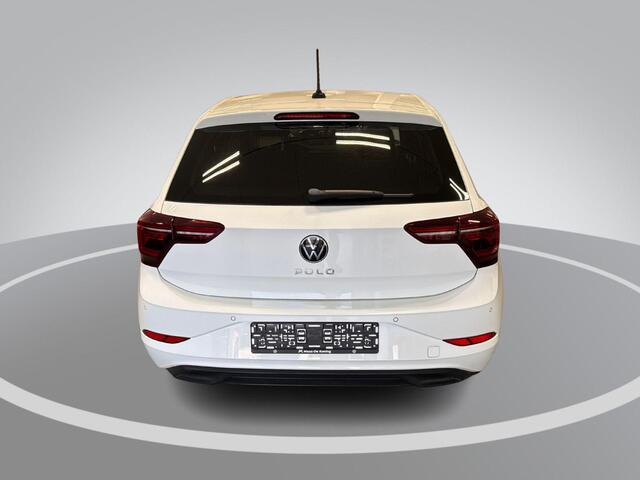 Volkswagen POLO 1.0 TSI 110pk DSG Style · Camera · Apple/Android Car Play · Dodehoeksensor · Parkeer Assistent · Stoelverwarming · Active Info Display ·