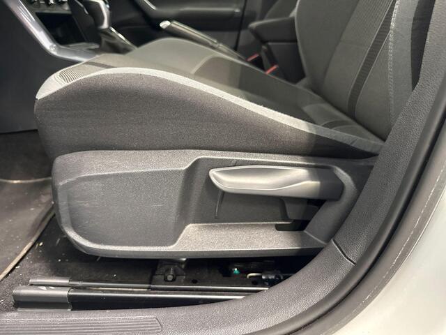 Volkswagen POLO 1.0 TSI 110pk DSG Style · Camera · Apple/Android Car Play · Dodehoeksensor · Parkeer Assistent · Stoelverwarming · Active Info Display ·