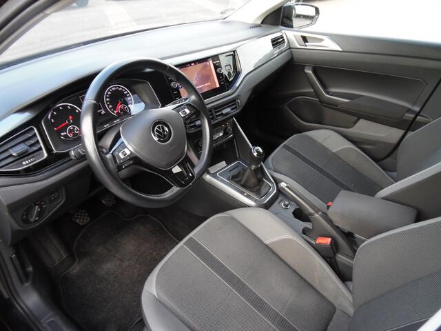 Volkswagen POLO 1.0 TSI Highline Business R