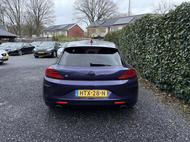 Volkswagen SCIROCCO 2.0 R | Xenon | Navi | Dynaudio | Apple Carplay | Keyless | Autom. Airco | Cruise Control | Milltek | 19" LMV | Privacy Glass | PDC | APK tot 27-06-2026!
