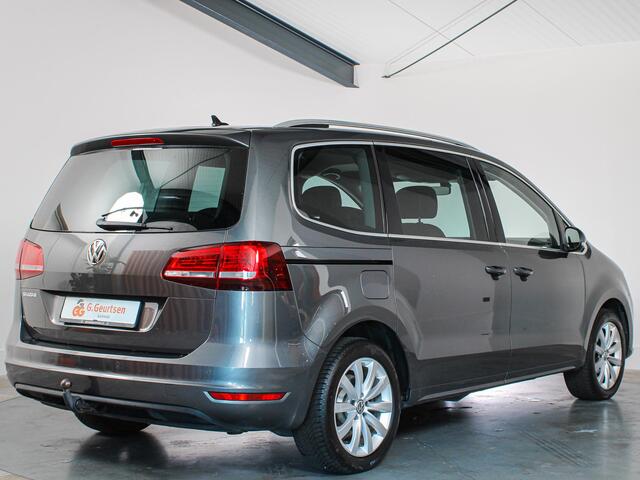 Volkswagen SHARAN 1.4 TSI Highline, 7-Persoons, Trekhaak, Geïntegreerde Kinderzitjes, lederen bekleding, Navigatie, ACC