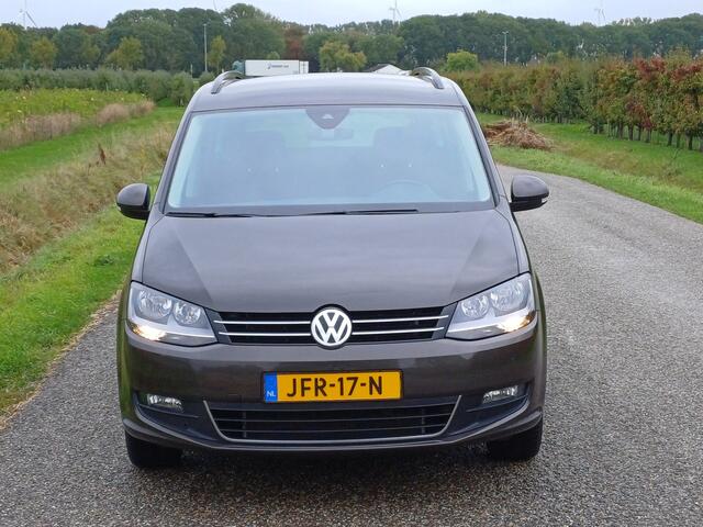 Volkswagen SHARAN 1.4 TSI Exclusive Series /Navi/Clima/Stoelverw./Parkh. V+A/