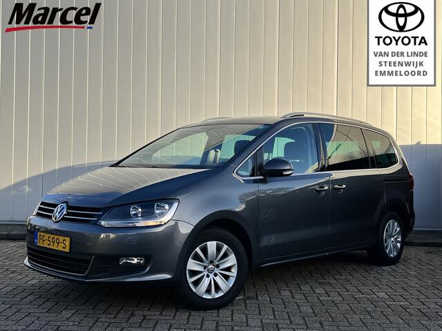 Volkswagen SHARAN 1.4 TSI Exclusive Series 7 Persoons NL Auto Trekhaak Parkeersensoren Navigatie