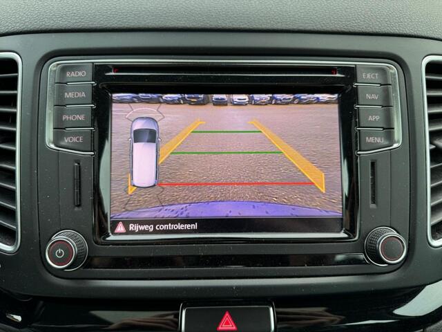 Volkswagen SHARAN 1.4 TSI Highline 7p. | ACC | Pano | Leer | Elk Deur | Trekhaak