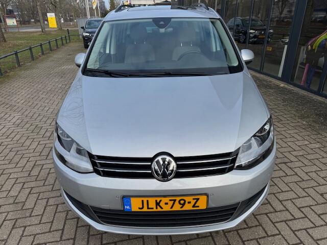 Volkswagen SHARAN EXCLUSIVE SERIES 7 PESOONS | Navi | Stoelverw. | Achter rij camera |