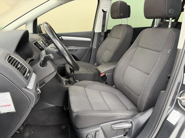 Volkswagen SHARAN 2.0 TDI Comfortline, 150Pk, 2017, 2de eigenaar, 7 Persoons, Panoramadak, Trekhaak, Navigatie, DAB radio, Parkeersensoren, Navigatie, Stoelverwarming, Climate control,