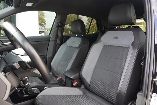 Volkswagen T-Cross 1.5TSI/150pk R-Line Blackstyle DSG Automaat|2022|Navi|Cruise+ACC|PDC|Clima|18"LMV|LED|Mistlampen|Carplay/AndroidAuto