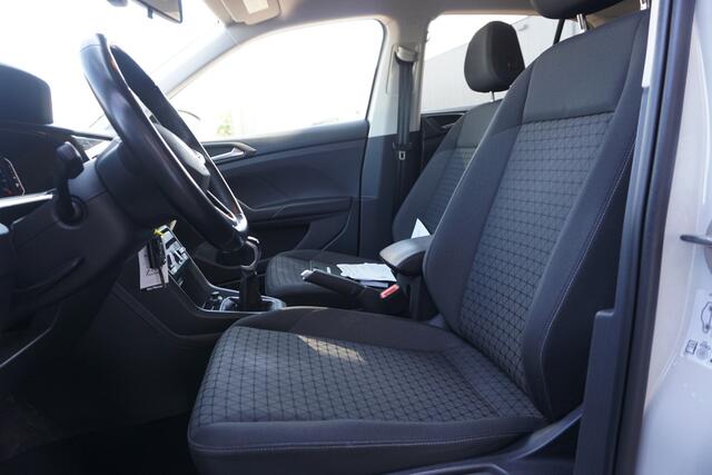 Volkswagen T-Cross 1.0 TSI Life 110 PK | CAMERA | TREKHAAK | VIRTUAL COCKPIT | ADAPT. CRUISE |