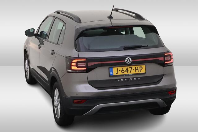 Volkswagen T-Cross 1.0 TSI Life Executive Navigatie / Parkeersensoren / Voorruit verwarmbaar / Airco Clima / Bluetooth
