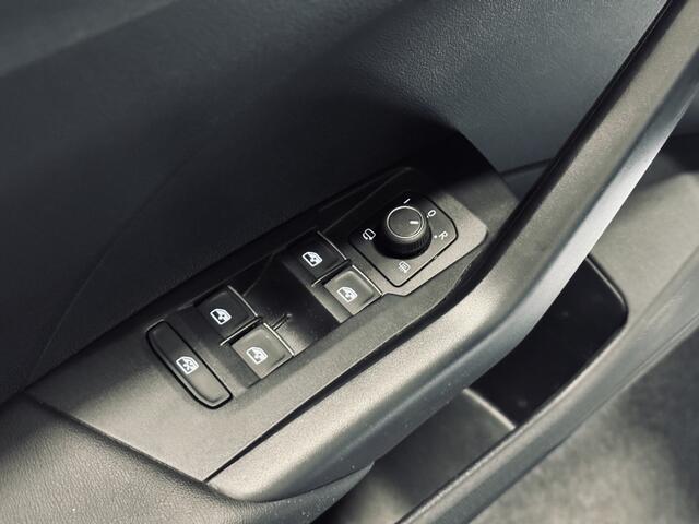 Volkswagen T-Cross 1.5 TSI Style DSG | Virtual | Keyless | Camera