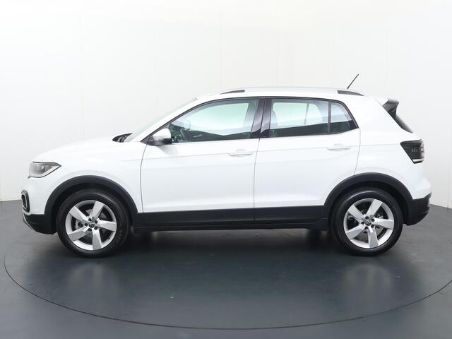 Volkswagen T-Cross 1.0 TSI Style | 110 PK | LED verlichting | Dodehoek detectie | Achteruitrijcamera |