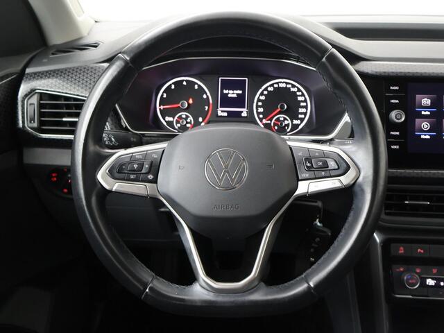 Volkswagen T-Cross 1.0 TSI Style | 110 PK | LED verlichting | Dodehoek detectie | Achteruitrijcamera |
