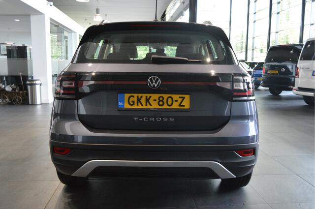 Volkswagen T-Cross 1.0 TSI Life app connect pdc clima 16 inch 110 pk !!