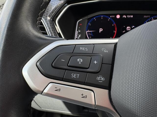 Volkswagen T-Cross 1.0 TSI R-Line / Airco/ Cruise control/ Stoelverwarming/ Navigatie/ Winterbanden/