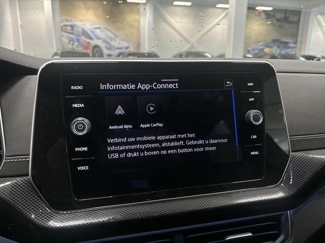 Volkswagen T-Cross 1.0 TSI 115pk DSG R-Line Business · Apple/Android Car play · IQ.Light · Navigatie · P-Sensoren · Stoelverwarming · 18'' Inch · Garantie t/m 23-05-2028 of 100.000km