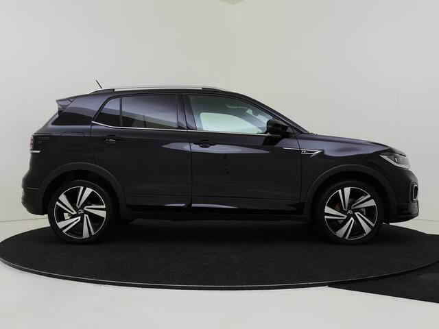 Volkswagen T-Cross 1.0 TSI R-Line | Achteruitrijcamera | Digital cockpit Pro | Navigatie | Adaptieve cruise control | Elektrisch inklapbare buitenspiegels | CarPlay | LED verlichting |