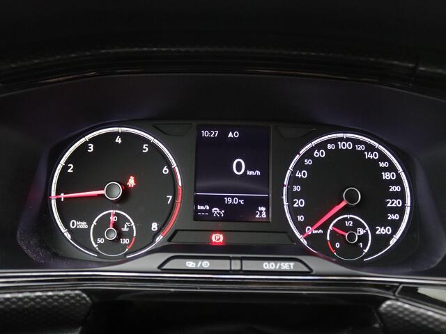Volkswagen T-Cross 1.0 TSI Life 95PK Achteruitrijcamera, Adaptieve Cruise Controle, Clima, Elektr. inklapbare buitenspiegels, 16" LM velgen