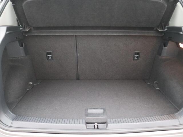 Volkswagen T-Cross 1.0 TSI Life 95PK Achteruitrijcamera, Adaptieve Cruise Controle, Clima, Elektr. inklapbare buitenspiegels, 16" LM velgen