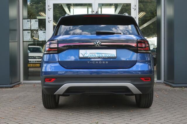 Volkswagen T-Cross 1.0 TSI 110PK Trekhaak, Navi, Clima, Apple Carplay/ Android Auto, etc.