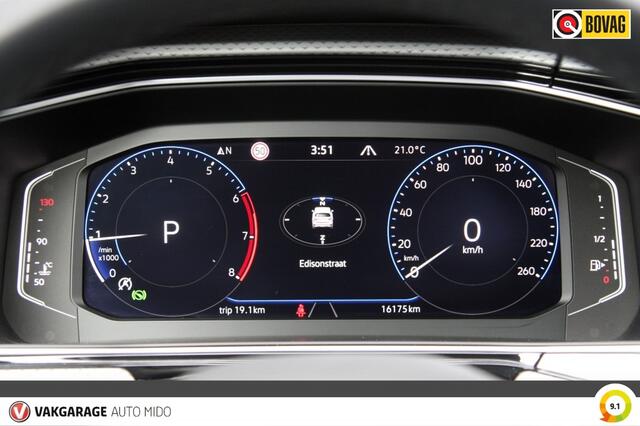 Volkswagen T-Cross 1.0 TSI Active Automaat | Trekhaak | Navi | Dual-zone Clima | LA