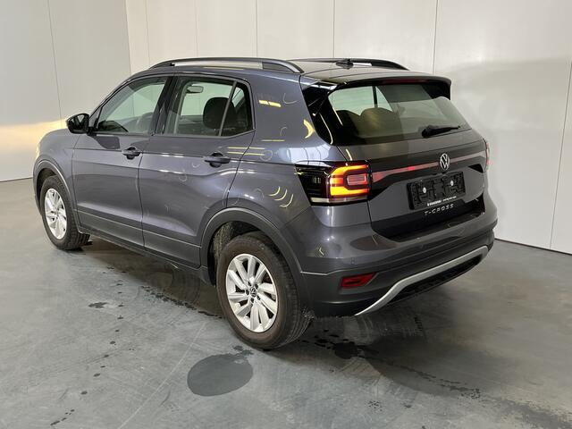 Volkswagen T-Cross 1.0 TSI Life / AUTOMAAT/ 16" LMV/ APP-CONNECT/ PARK. SENSOREN + CAMERA/ CLIMA/ STOEL VERWARM./ DAB/ ADAPT. CRUISE/ BLUETOOTH