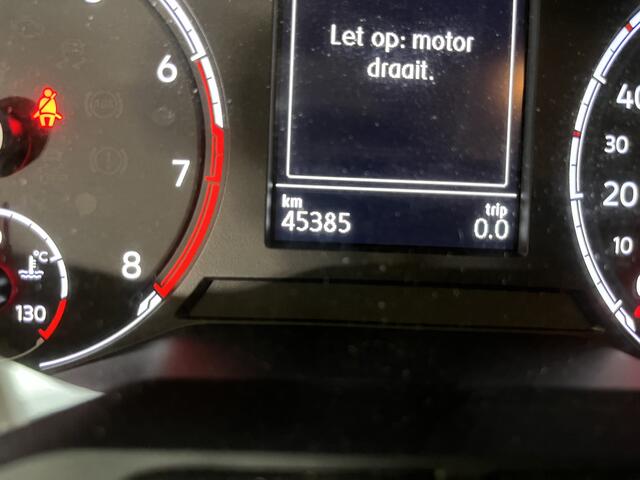 Volkswagen T-Cross 1.0 TSI Life / AUTOMAAT/ 16" LMV/ APP-CONNECT/ PARK. SENSOREN + CAMERA/ CLIMA/ STOEL VERWARM./ DAB/ ADAPT. CRUISE/ BLUETOOTH