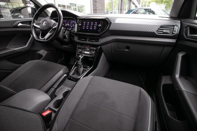 Volkswagen T-Cross 1.0 TSI Style - All-in rijklaarprs | Virtual dash. | 18'' | Stoelverw. | Navi