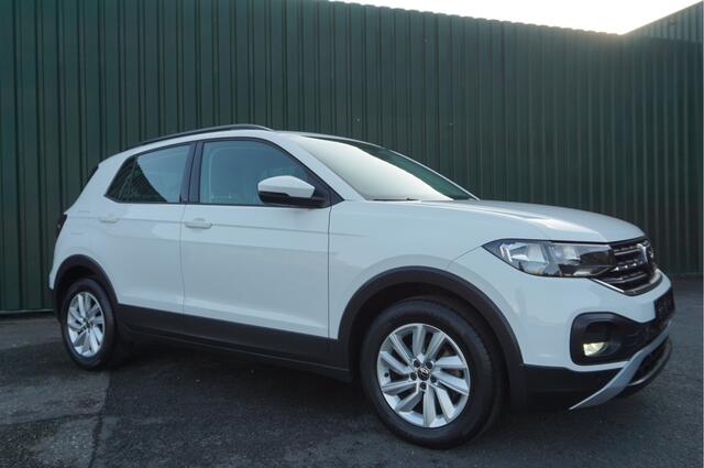 Volkswagen T-Cross 1.0TSI 115pk Automaat + Trekhaak/ Camera/ Carplay/ ACC/ Garantie!
