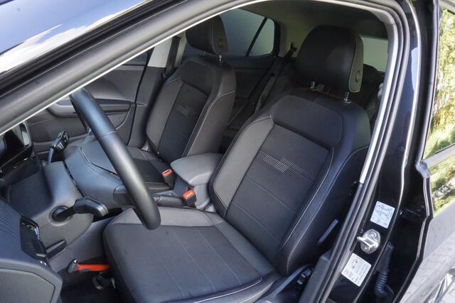 Volkswagen T-Cross 1.0 TSI Life | Origineel NL | Camera | Navigatie | ACC | Climate Control |