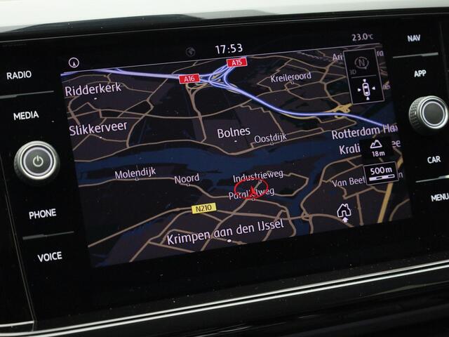 Volkswagen T-Cross 1.0 TSI 115pk DSG Style · Navigatie · Trekhaak · Camera + Parkeersensoren
