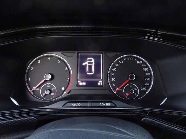 Volkswagen T-Cross 1.0 TSI Life Airco, navigatie, app-connect, parkeersensoren, trekhaak, licht metalen velgen, parkeersensoren, cruise controle, automaat, enz.