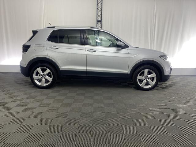 Volkswagen T-Cross Automaat 1.0 TSi 110 pk Style | Apple carplay | Parkeerassistent | Rijstrooksensor | ACC | Trekhaak