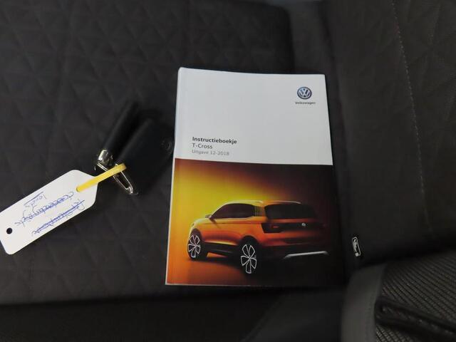 Volkswagen T-Cross 115pk TSI Automaat Style Navi Camera Ad Cruise Winter Parking Dodehoek pack Dealeronderhouden