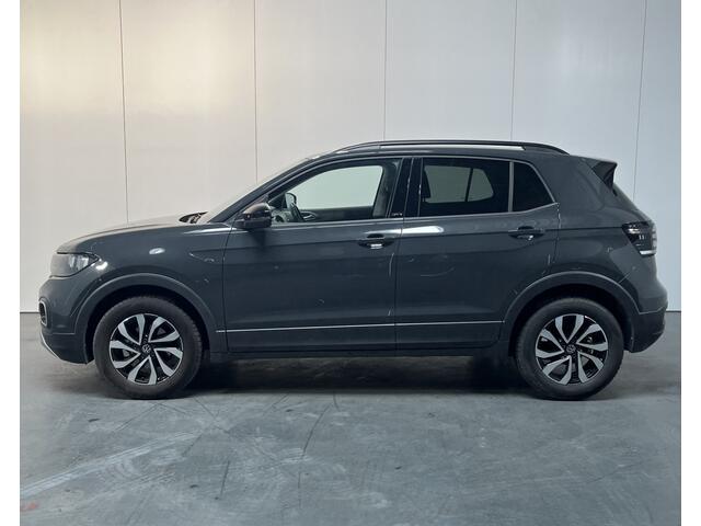 Volkswagen T-Cross 1.0 TSI Life / AUTOMAAT/ ADAPT. CRUISE/ DAB/ BLUETOOTH/ APP-CONNECT/ PARK. SENSOREN + CAMERA/ CLIMA/ STOEL VERWARM./ 16" LMV