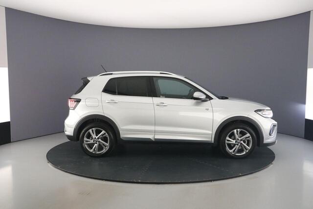 Volkswagen T-Cross R-Line Business 1.0 TSI 115pk DSG Automaat Adaptive cruise control, Navigatie, Achteruitrijcamera, LED matrix koplampen, Stoelverwarming, Parkeersensoren, App connect