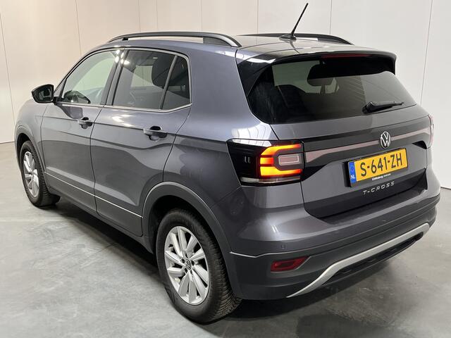 Volkswagen T-Cross 1.0 TSI Life / GARANTIE TM 05-2027/ PARK. SENSOREN/ APP CONNECT/ ADAPT. CRUISE/ AIRCO/ DAB/ 16" LMV