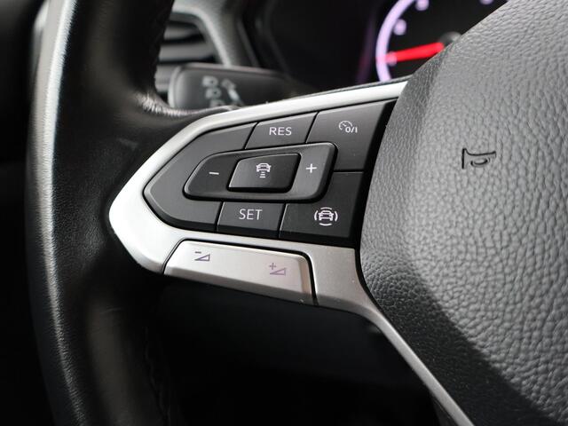 Volkswagen T-Cross 1.0 TSI Life | 115 PK | Automaat | Navigatiesysteem | Parkeersensoren |