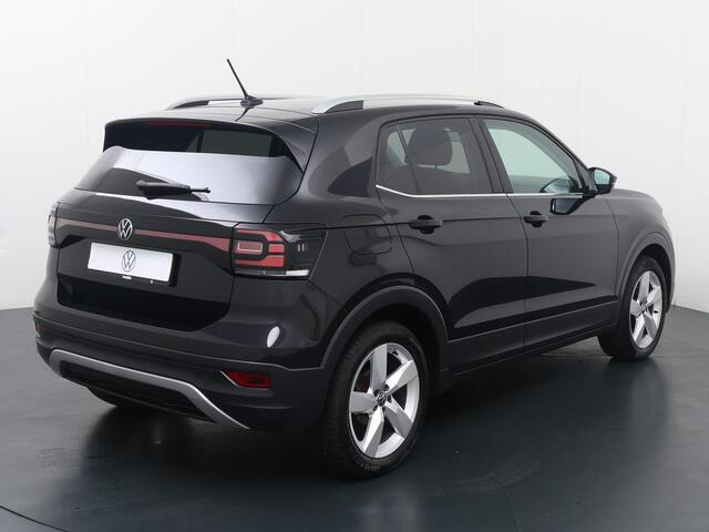 Volkswagen T-Cross 1.0 TSI Style | 110 PK | Navigatiesysteem | Adaptive cruise control | Achteruitrijcamera |