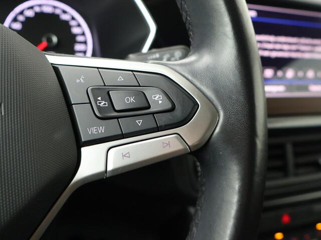 Volkswagen T-Cross 1.0 TSI Style | 110 PK | Navigatiesysteem | Adaptive cruise control | Achteruitrijcamera |