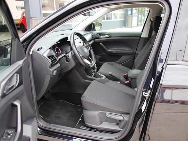 Volkswagen T-Cross 1.0 TSI Style DSG, ACC, Carplay, stoelvw, BOMVOL! Aanbieding!