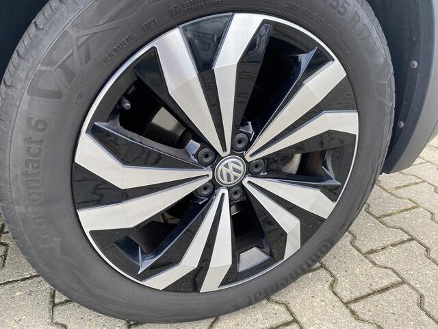 Volkswagen T-Cross 1.0 TSI Life Trekhaak, App-Connect & Adaptive Cruise