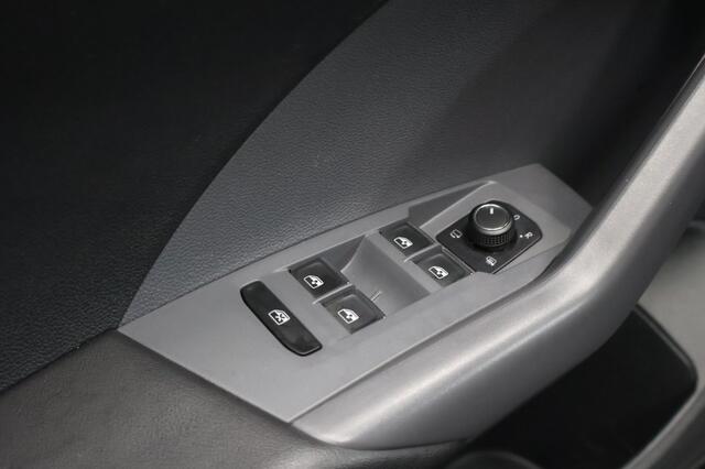 Volkswagen T-Cross 1.0 TSI R-Line Highline | Automaat | Cruisecontrol | Virtualcock