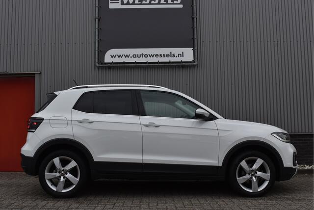 Volkswagen T-Cross 1.0 TSI Style Camera, Adaptive cruise, Climate control, Navi, Carplay